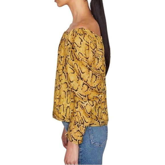 FRAME Off The Shoulder Billow Yellow Top in Python Multi Print Women’s XS Chic - Picture 3 of 14